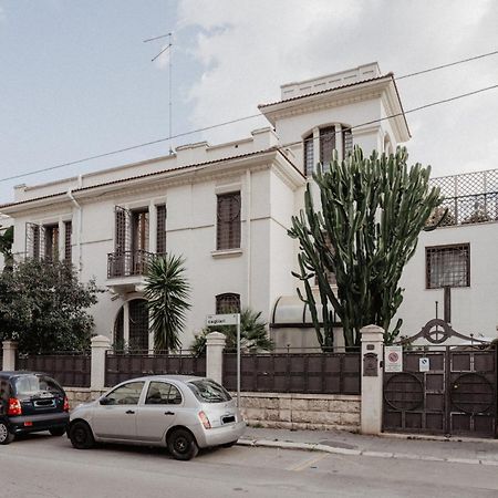 Villa Luigi XVI ตารันโต ภายนอก รูปภาพ