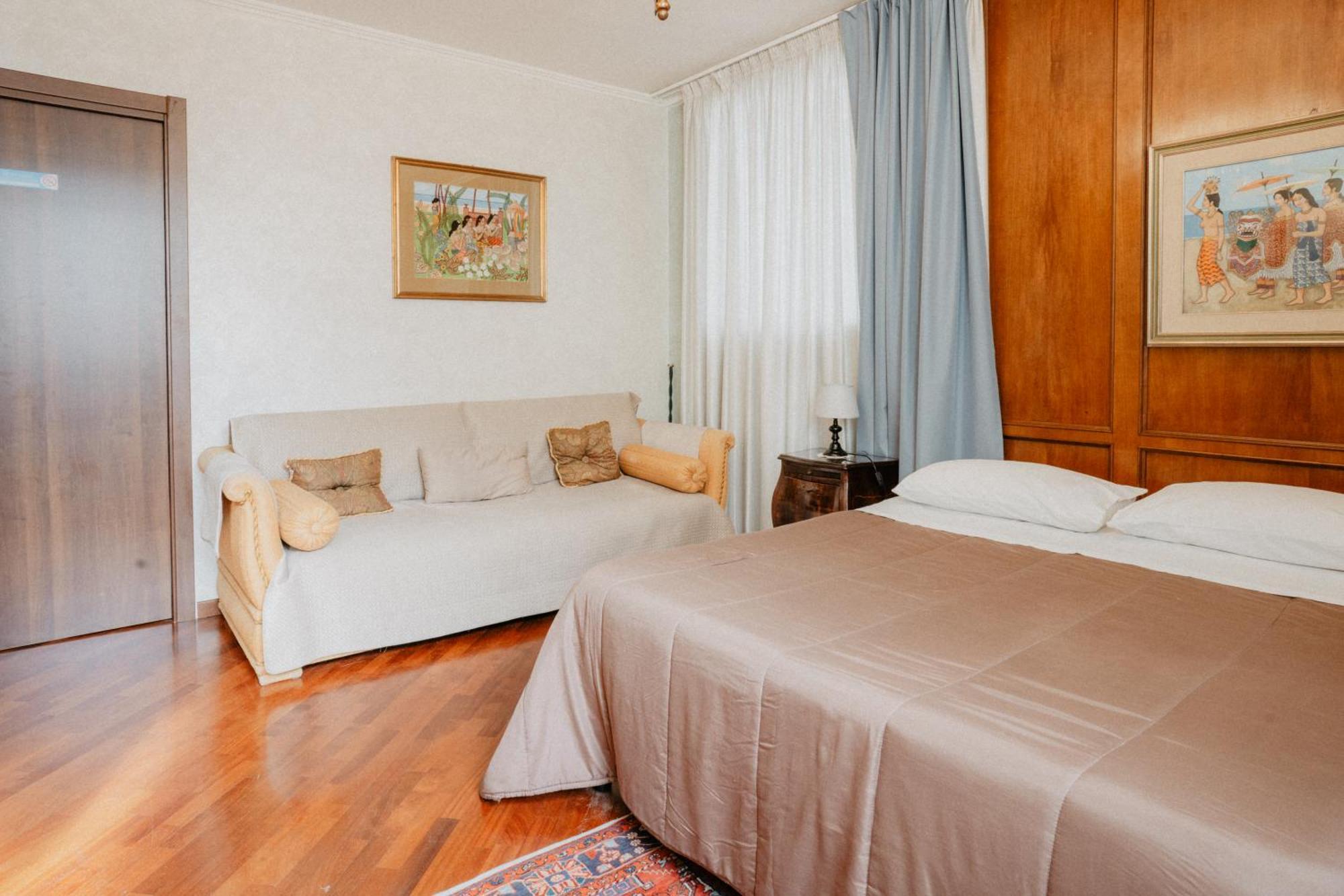 Villa Luigi XVI ตารันโต ภายนอก รูปภาพ