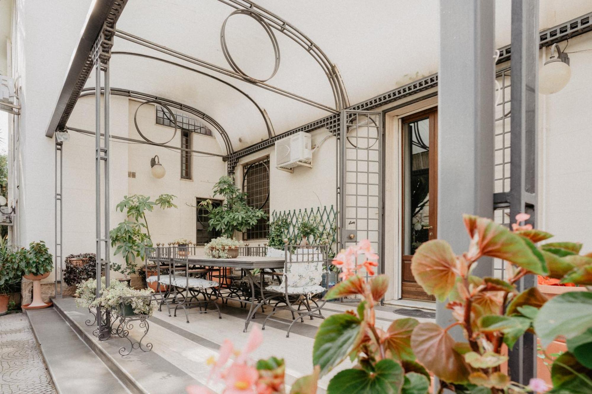 Villa Luigi XVI ตารันโต ภายนอก รูปภาพ